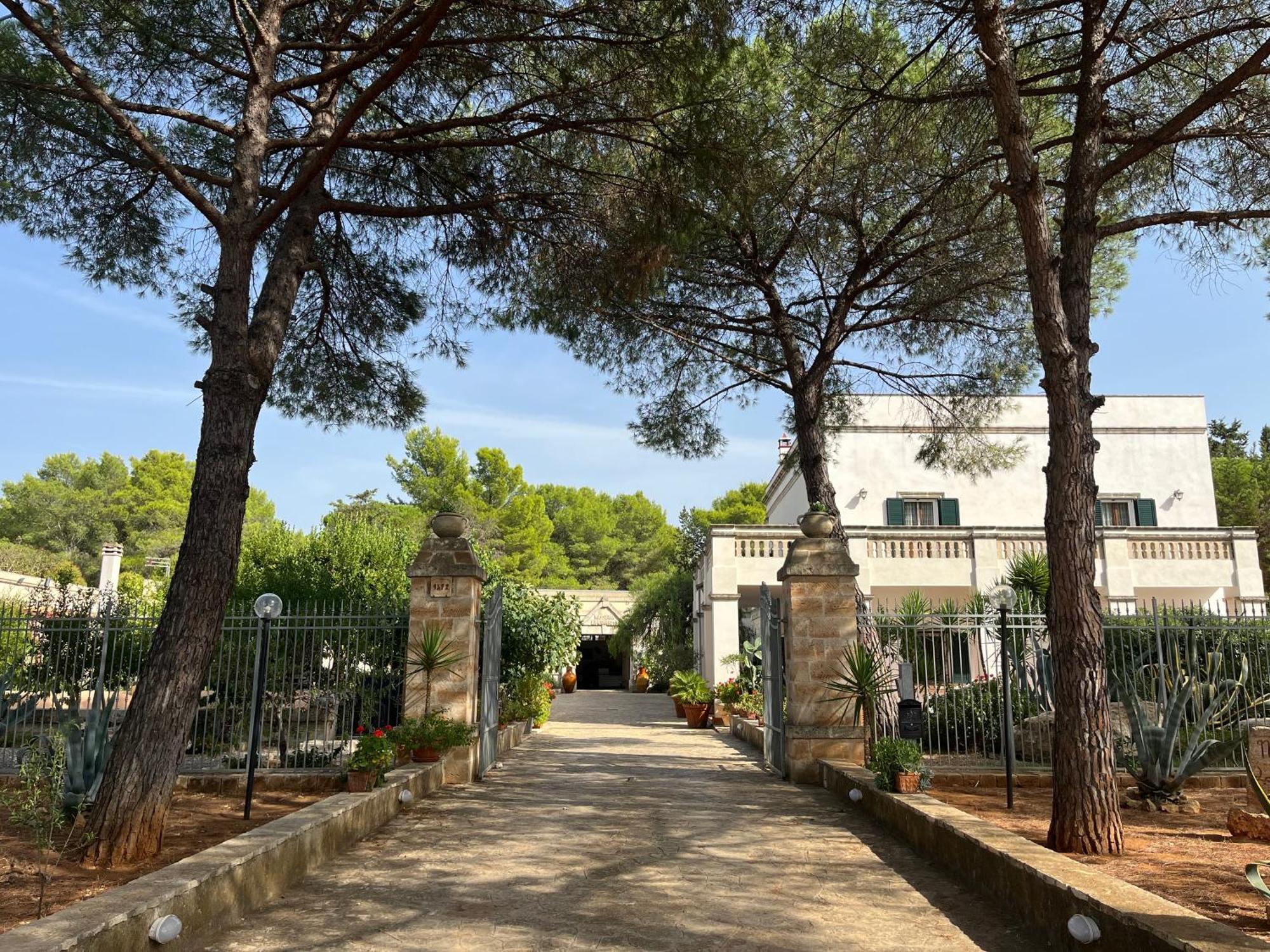 Masseria La Camardia Sava Esterno foto