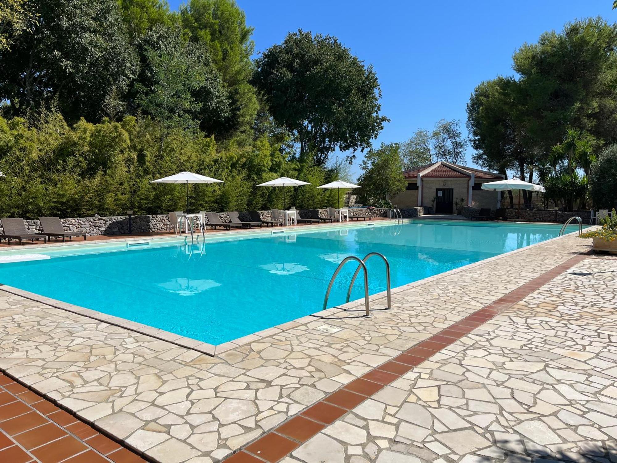 Masseria La Camardia Sava Esterno foto